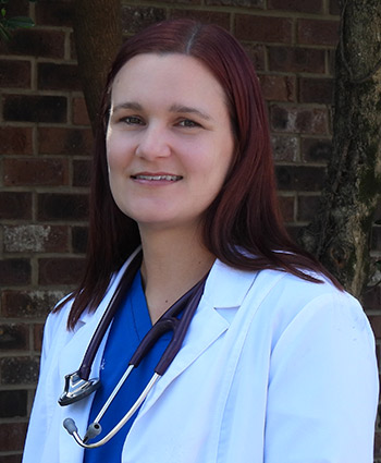 Meet Dr. Chelsea Quick of Crossroads Animal Hospital in Moody, AL